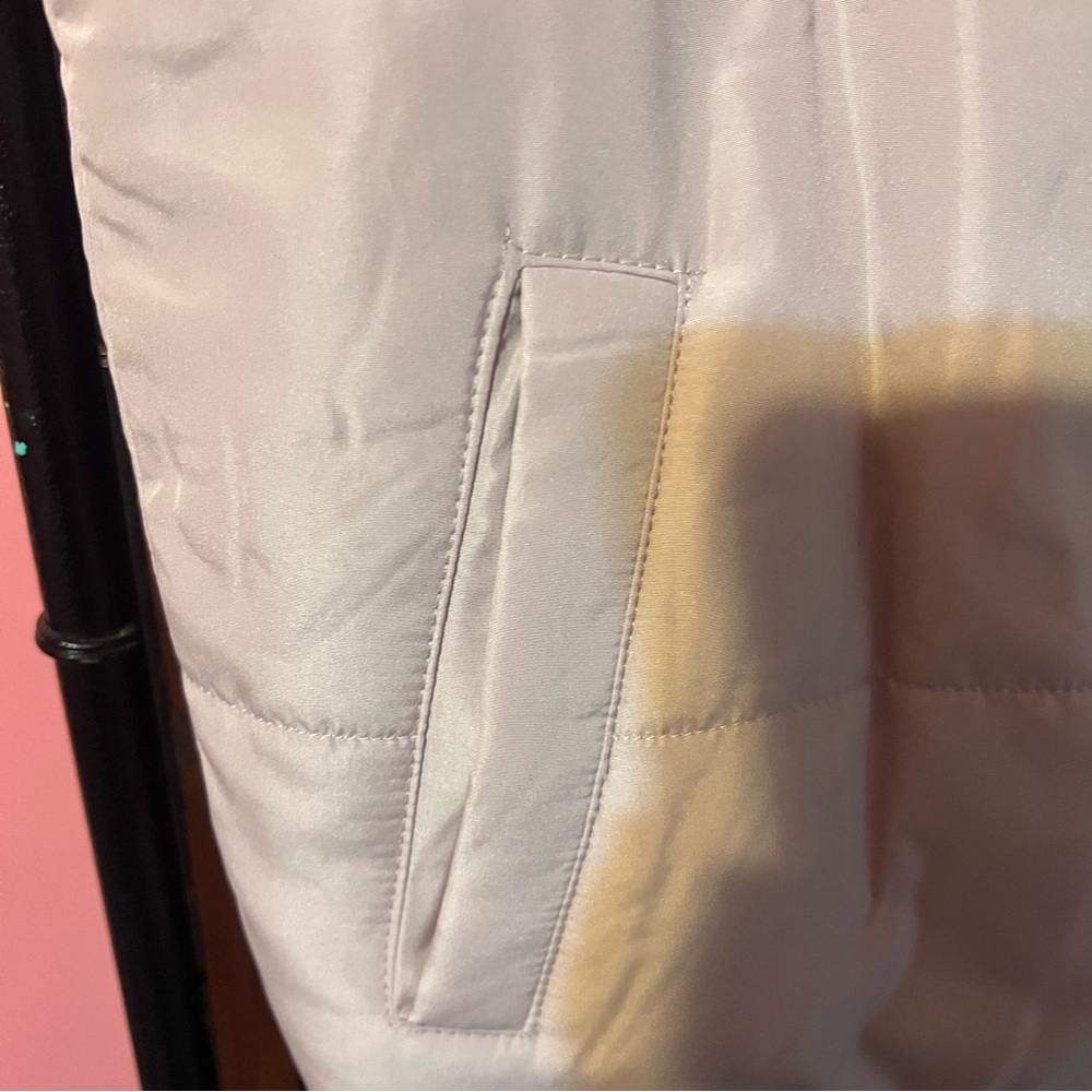Time and Tru Light Pink Quilted Reversible Vest - Picture 3 of 5